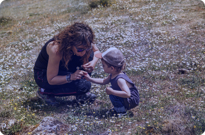 Foto sobre fondo azul