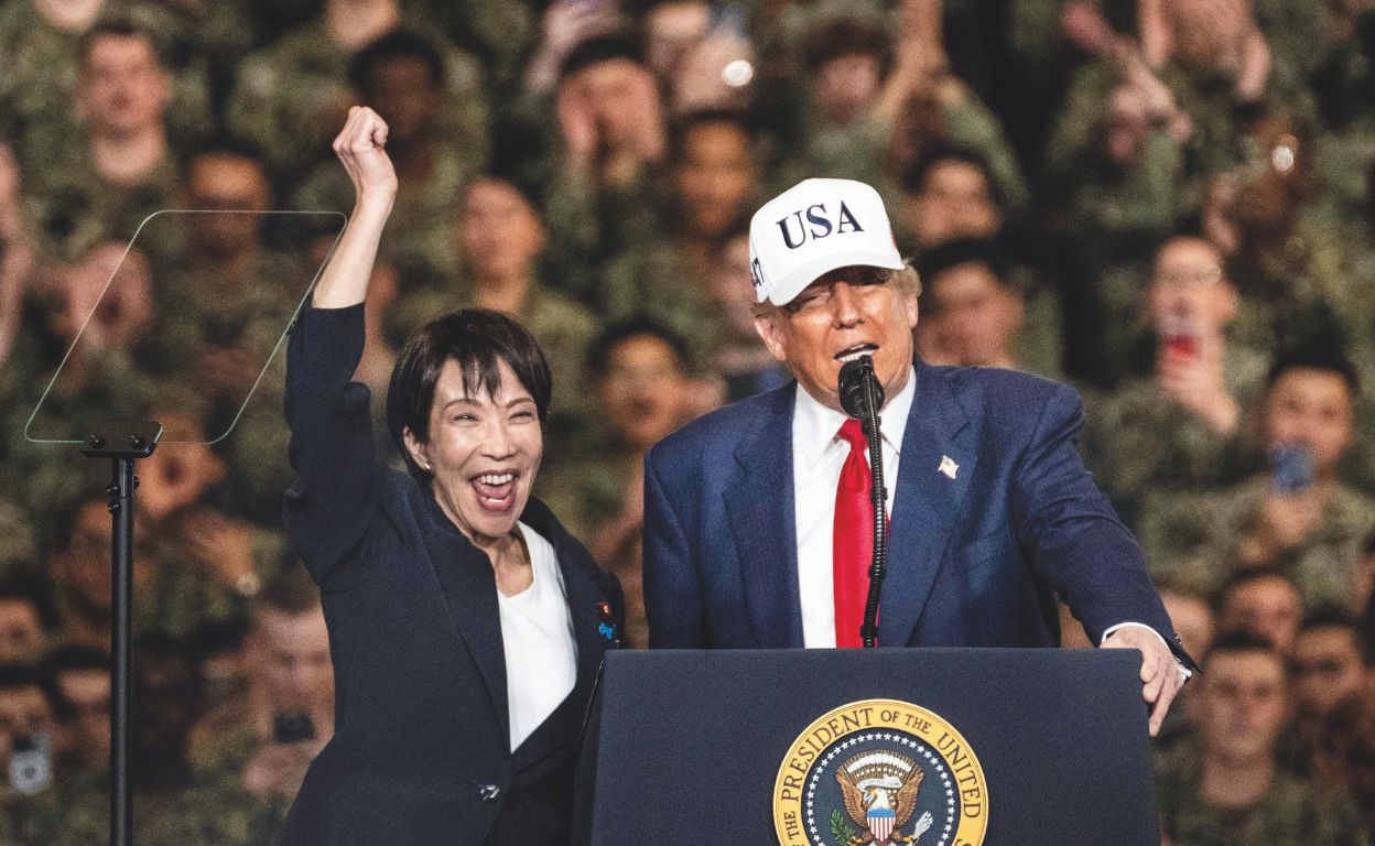 La primera mujer que gobierna Japón: de batería 'heavy' a telonera de Trump
